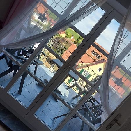 Villa Lila Sommerach Buitenkant foto