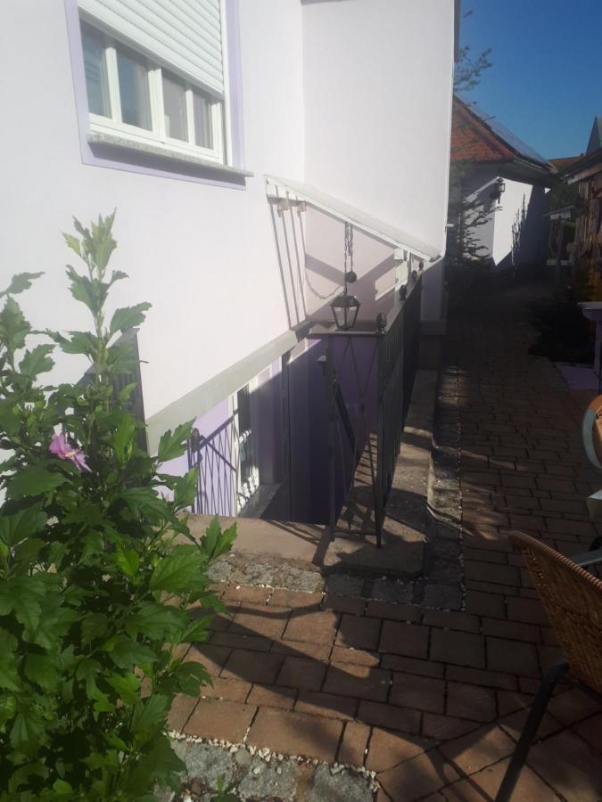Villa Lila Sommerach Buitenkant foto