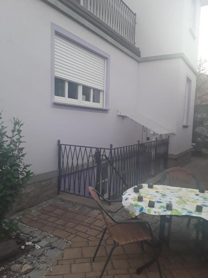 Villa Lila Sommerach Buitenkant foto