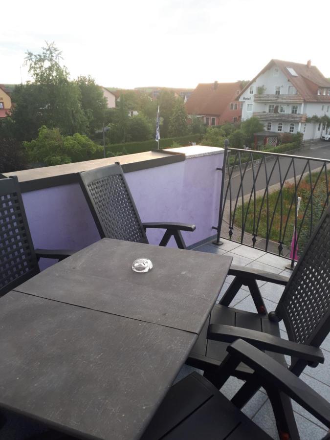 Villa Lila Sommerach Buitenkant foto