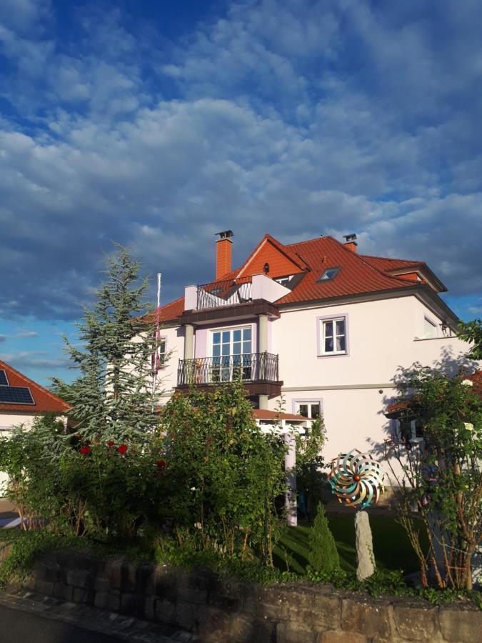 Villa Lila Sommerach Buitenkant foto